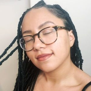 Meet your Posher, Regan